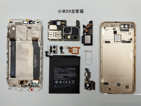小米5X后盖可以换吗?怎么打开