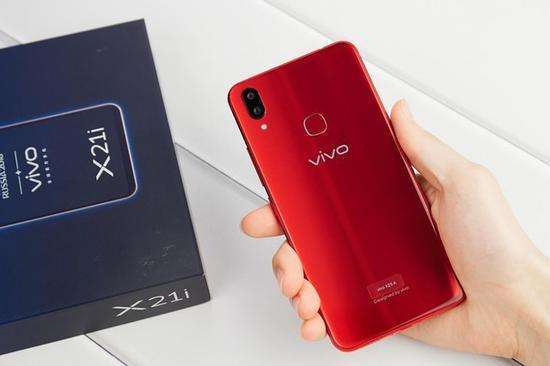 vivo x21i和vivo x21哪个好对比