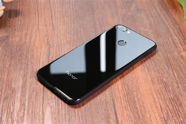 oppo A5和荣耀9i参数区别对比